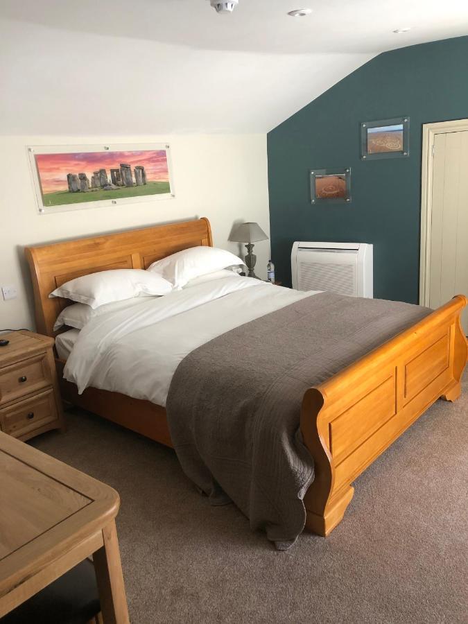The Peppermill Town House Hotel & Restaurant ディバイザス エクステリア 写真