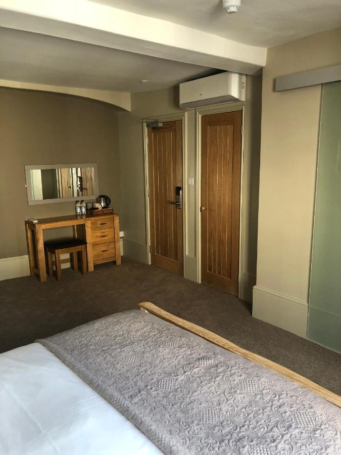 The Peppermill Town House Hotel & Restaurant ディバイザス エクステリア 写真